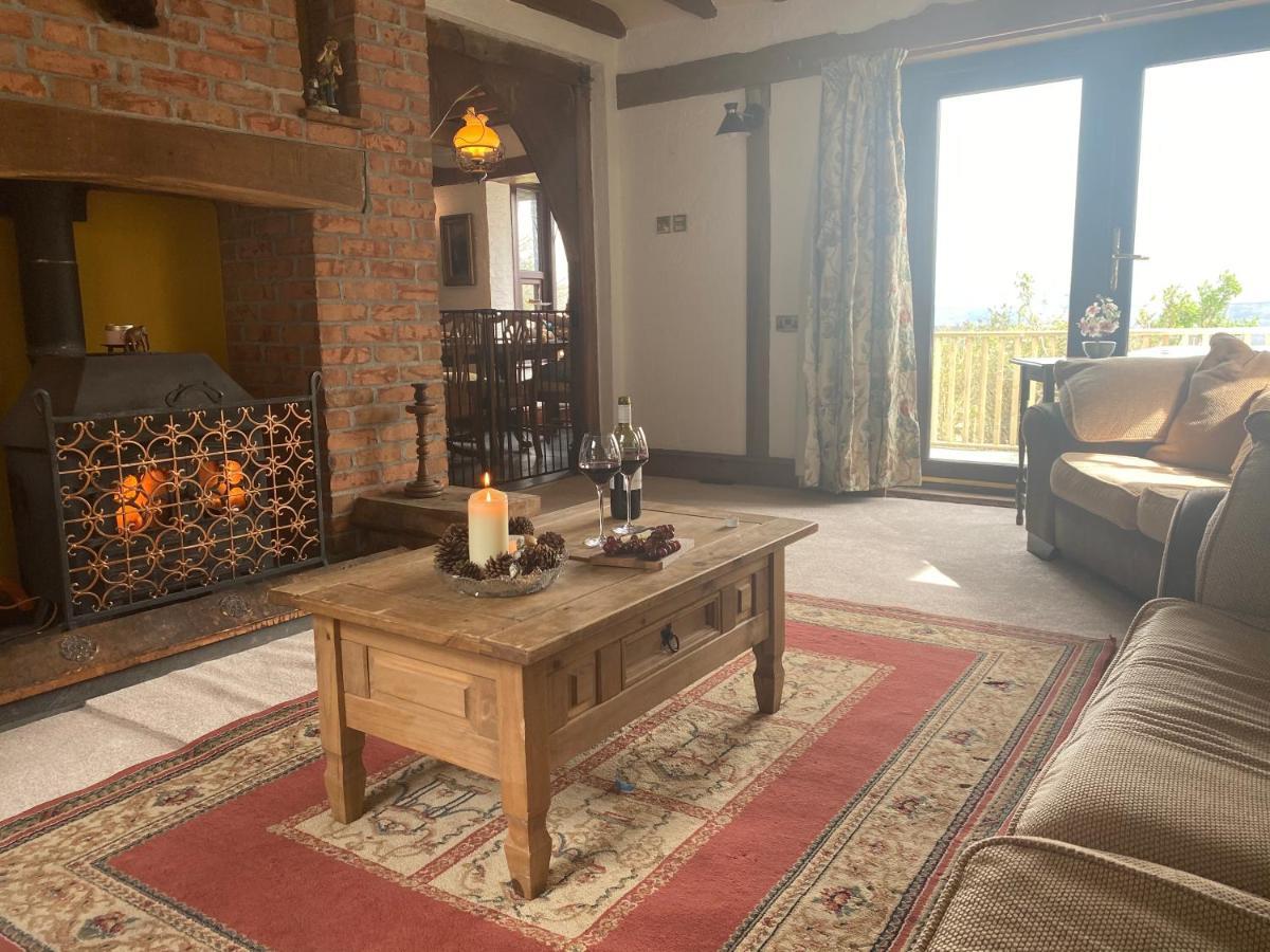 바머스 Beautiful Secluded Farmhouse With Hot Tub 빌라 외부 사진